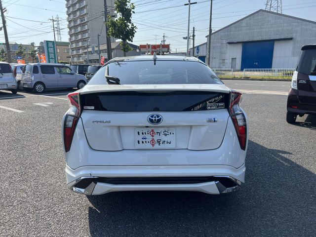 プリウス1.8 S セーフティ プラス