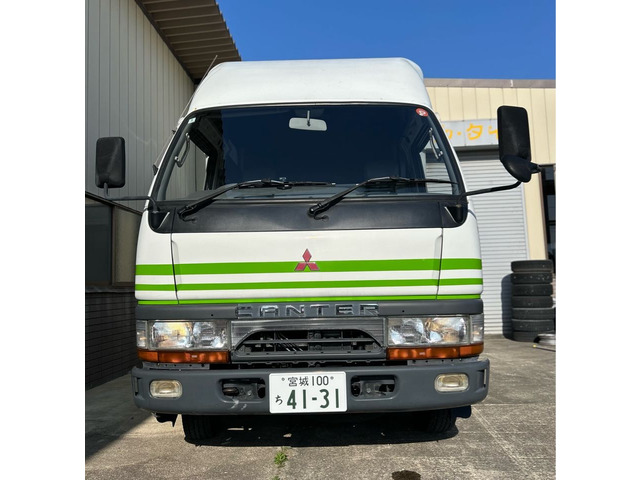キャンターガッツ2.8 ロング 全低床 ディーゼル 4WD