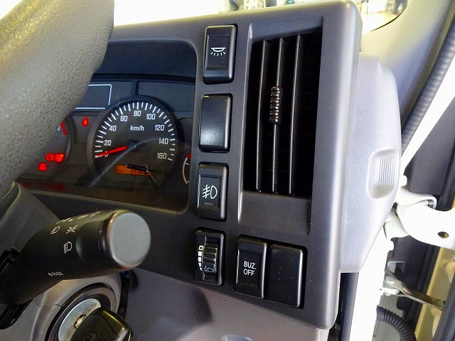 AC PS PW SRS ABS �L�[���X ���d�i�~���[ ���W�I �^�[�{ �r�C�u���[�L �⓹���i�⏕���u �A�C�h�����O�X�g�b�v �t�H�O�����v �g���N�V�����R���g���[�� �����u���� �n�C�L���u