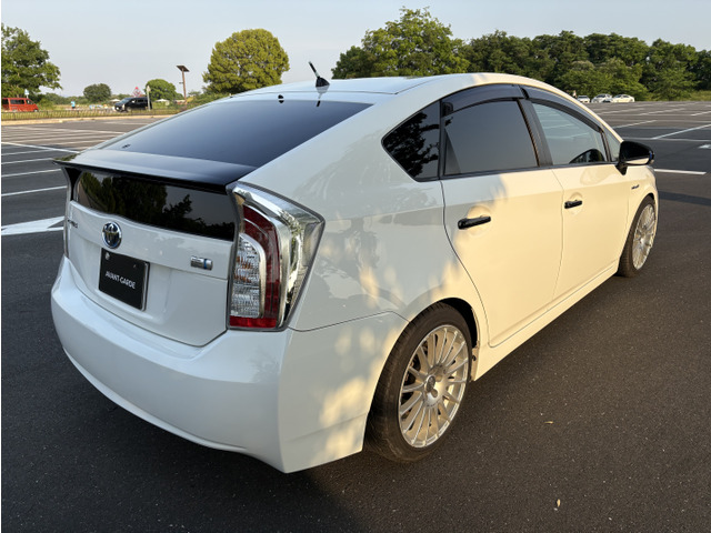 プリウス1.8 S
