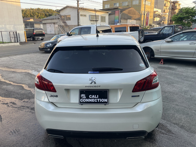 3�����E3000km�̖����ۏؕt���ł��B�G���W���A�~�b�V�������̏C���̍ۂɋ��z���傫���Ȃ肪���ȉӏ��������C���ň��S�ł��B�ő�3�N�܂ł̗L���ۏ؂���舵���Ă���܂��B