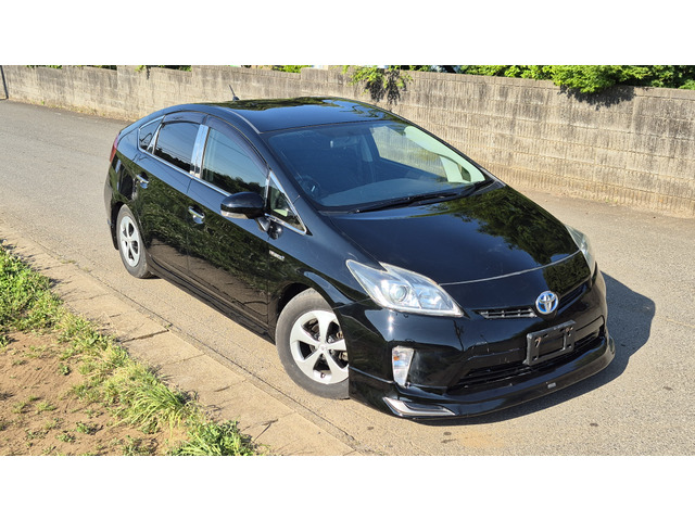 プリウス1.8 S