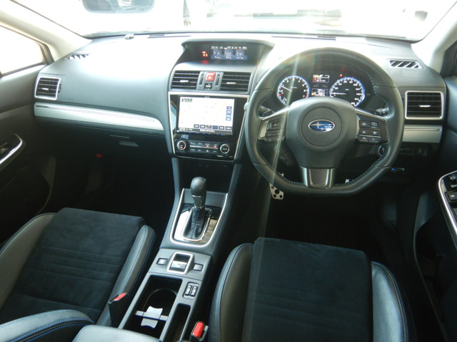 レヴォーグ2.0 GT-S アイサイト 4WD