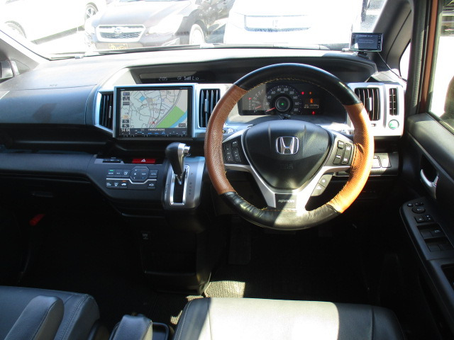 ステップワゴン2.0 スパーダ Z