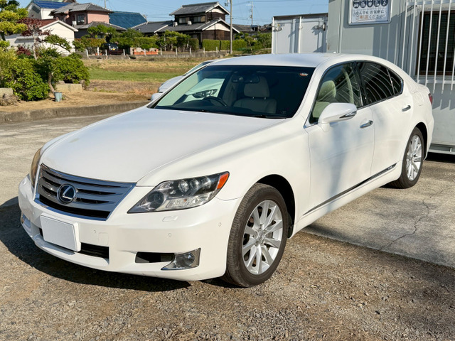 LS600h Iパッケージ 4WD