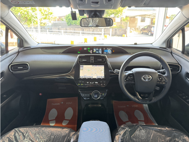 プリウスPHV1.8 S セーフティ プラス