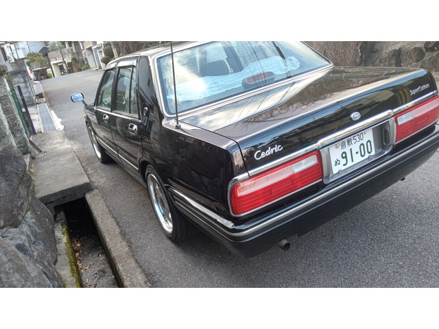 セドリックセダン