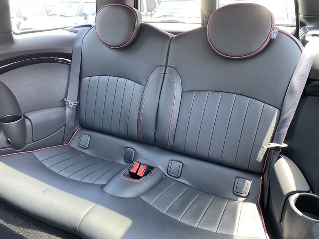 MINI�Ȃ�ł͂̃z�[���h�͂̍����V�[�g���g�p���Ă���܂��B��Ȃɂ́A�`���C���h�V�[�g����t�\�ł��B