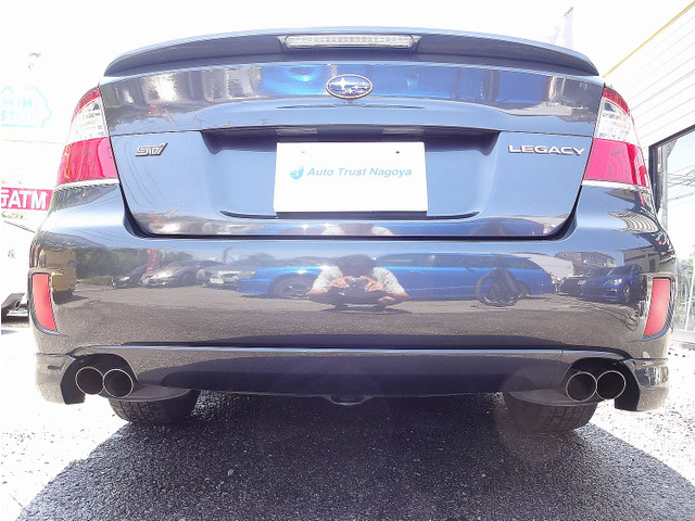 ����p260km/h�\�����[�^�[�A�{�v����MT�V�t�g�m�u�A�t�����g�ɂ�STI���S���h�J�����A���J���^�[��+���U�[�V�[�g���������ꂽ����600��̃X�y�V�����Ȉ�䁙