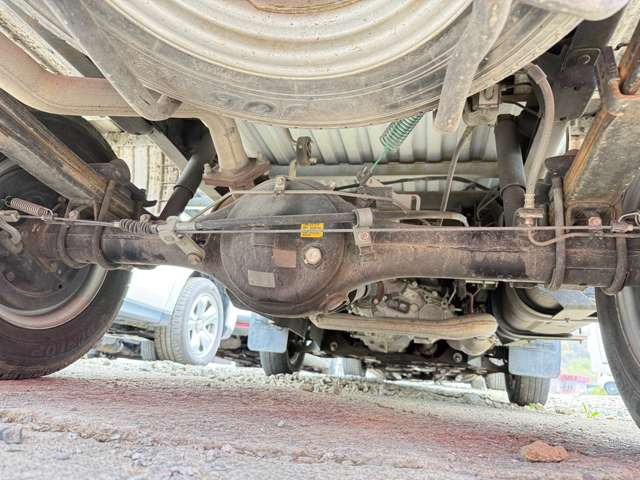 バネットトラック1.8 DX ダブルタイヤ 4WD