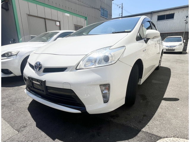プリウス1.8 L