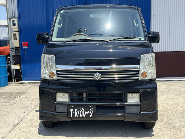 �t�����g�o���p�[�ɂ̓X�|�C���[���t���Ă��茩���ڂ������������ł��B��ѐΏ��Ȃǂ͂������܂����傫�ȎC�菝�Ȃǂ͏��Ȃ��ł��B