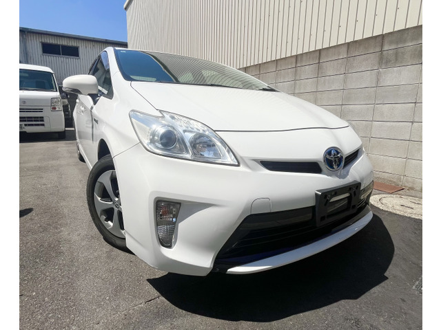 プリウス1.8 L