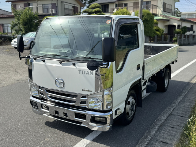 タイタン