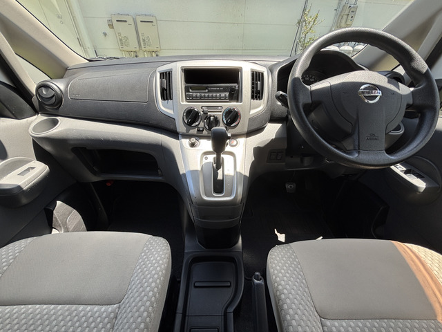 NV200バネットバン