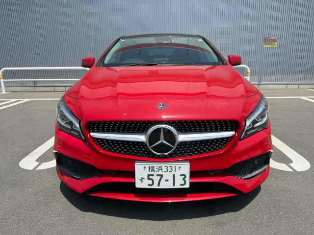 CLAシューティングブレークCLA180 AMGスタイル