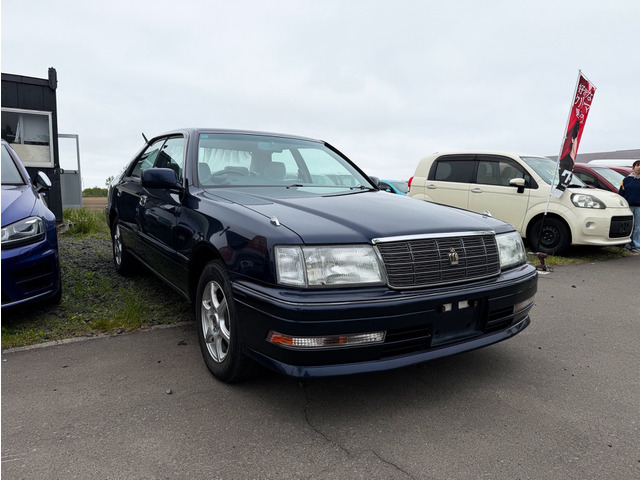 クラウン2.5 ロイヤルサルーン Four 4WD