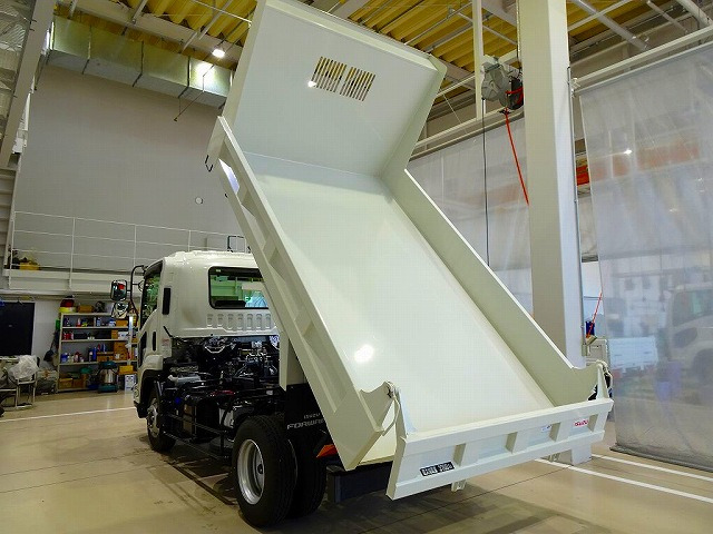 �g���b�N�s�����X �z�[���y�[�W��������������! https://www.truckichi-nagaoka.com/stock/detail/?car_id=3585