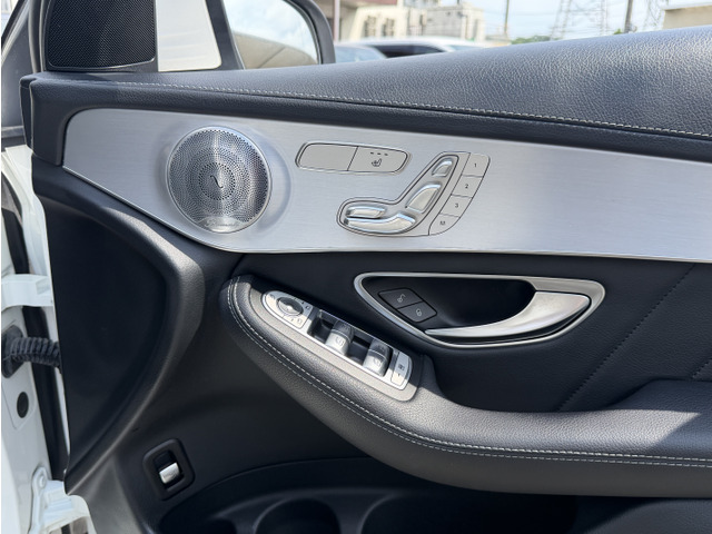 GLC220d 4マチック スポーツ 本革仕様 4WD