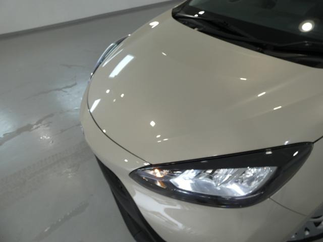 アクア1.5 X E-Four 4WD