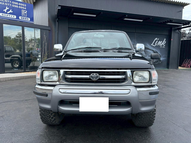 ハイラックススポーツピックアップ 2.4 エクストラキャブ ワイド ディーゼル 4WD