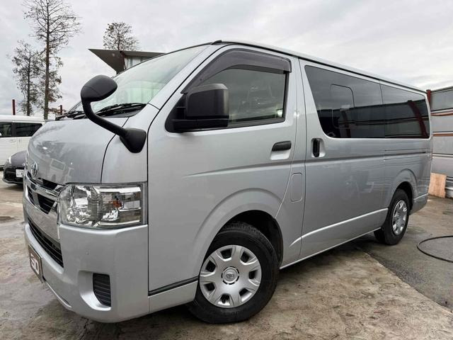 ハイエースバン