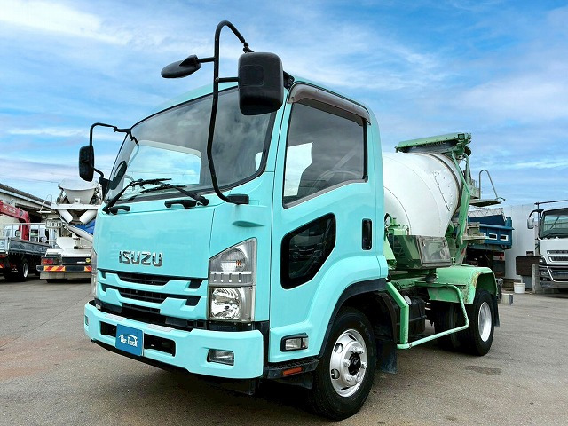 フォワードミキサー車