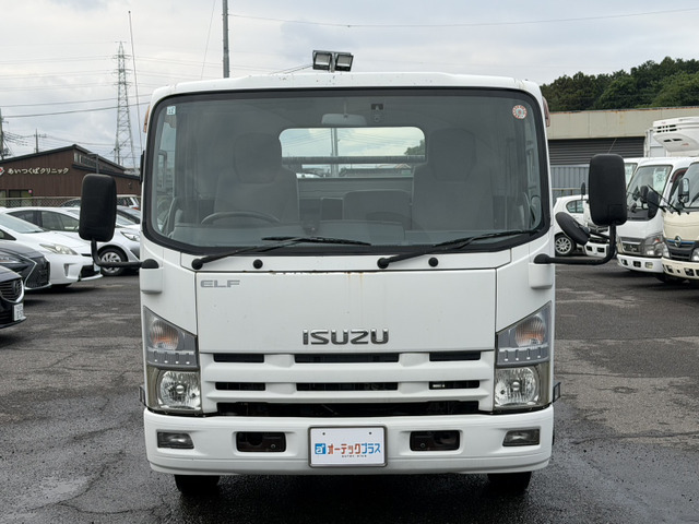エルフ積載車