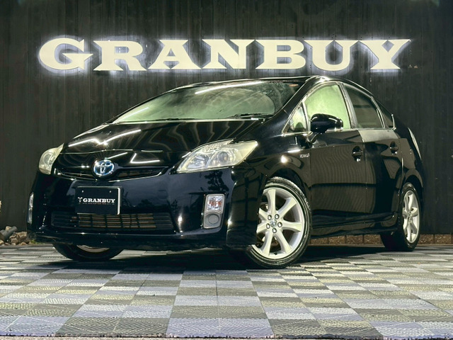 プリウス1.8 L