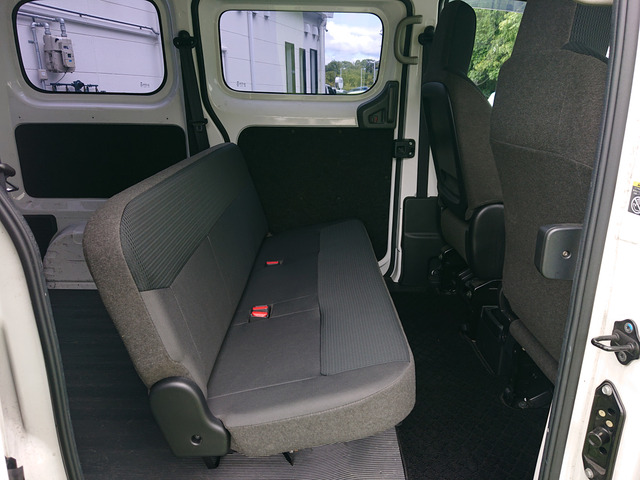 NV200バネットバン1.6 VX