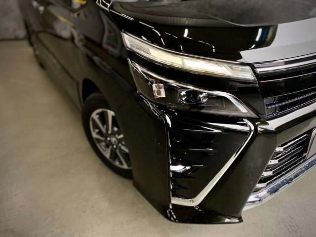 ヴォクシー2.0 ZS