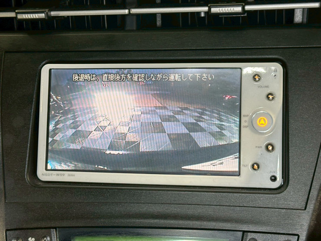 プリウス1.8 L