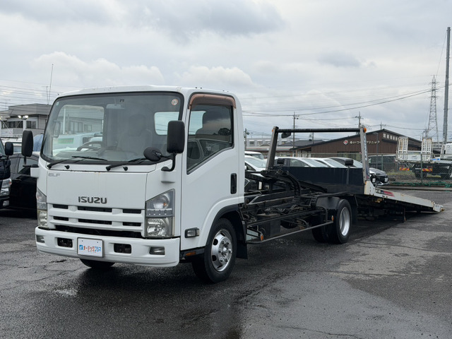 エルフ積載車
