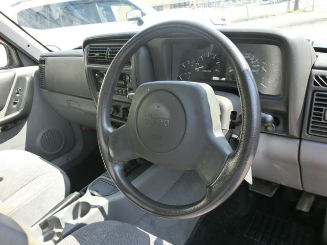 チェロキースポーツ 4WD