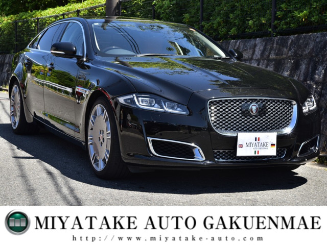 XJXJ オートバイオグラフィー ロング ホイールベース