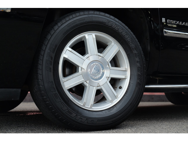 エスカレードAWD 4WD