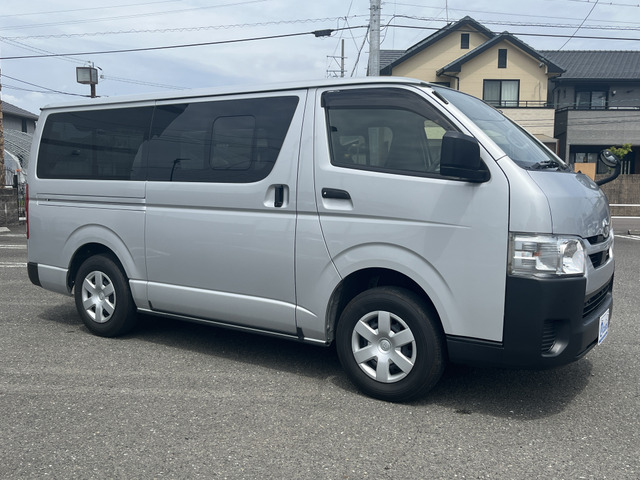 ハイエースバン2.8 DX ロング ディーゼル 4WD