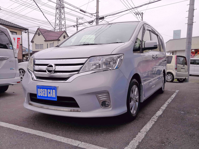 セレナ2.0 ハイウェイスター S-HYBRID