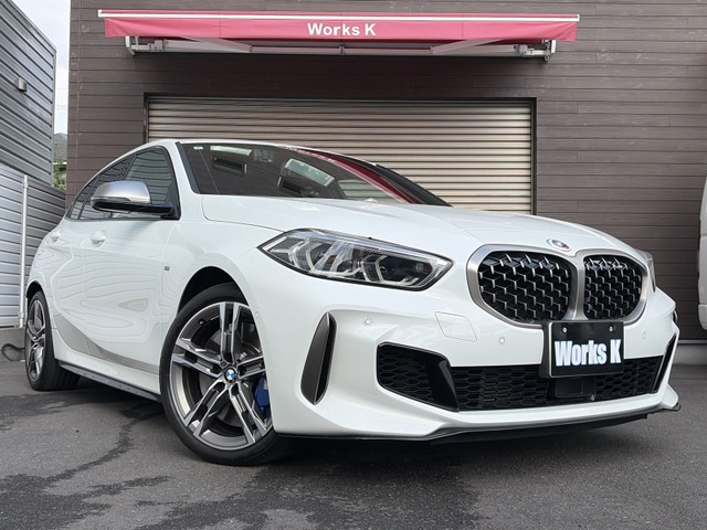 1シリーズM135i xドライブ 4WD