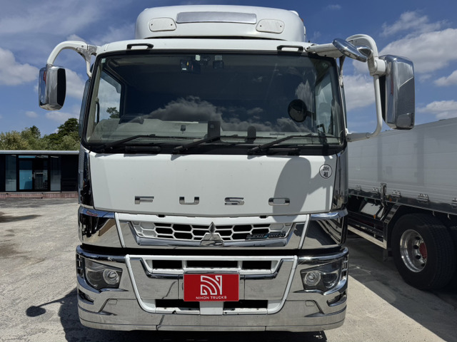 スーパーグレート冷蔵冷凍車