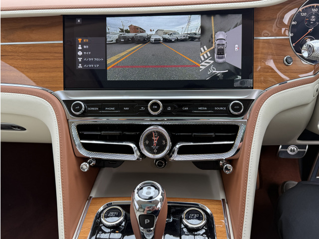 フライングスパー6.0 W12 スピード 4WD