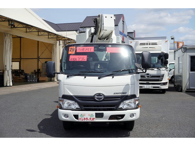 デュトロ高所作業車