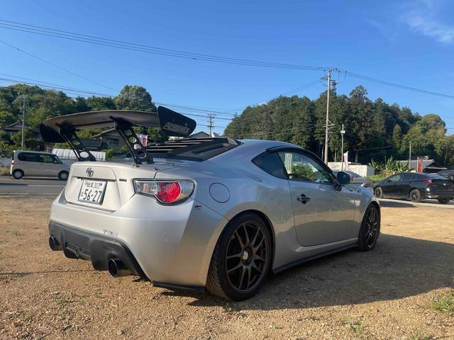 862.0 GT