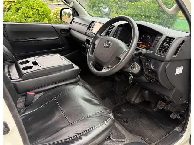 ハイエースバン3.0 DX ロング GLパッケージ ディーゼル 4WD