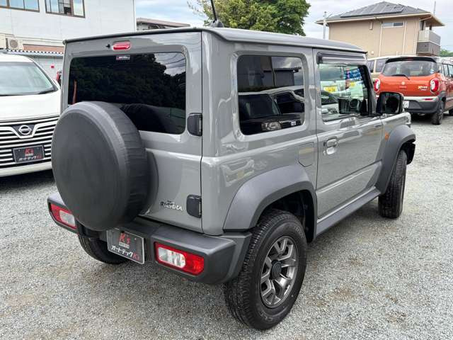 ジムニーシエラ1.5 JC 4WD