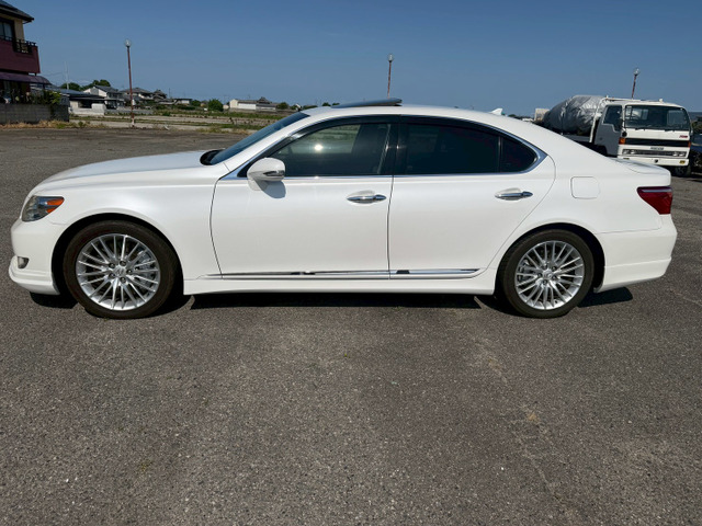 �yLS460 ���� SZ�z���v�V�[�g�E�T�����[�t�E�G�A�T�X�����̃��O�W���A���[�Z�_��