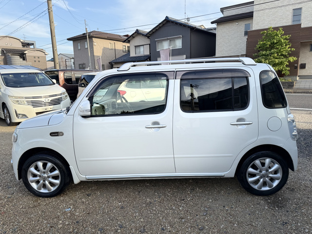 ミラココアプラス X 4WD