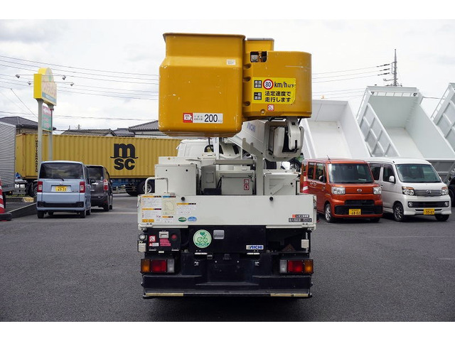 車検整備・ガラス交換やパワーゲート取付や修理などなんでもお気軽にどしどしご連絡ください!