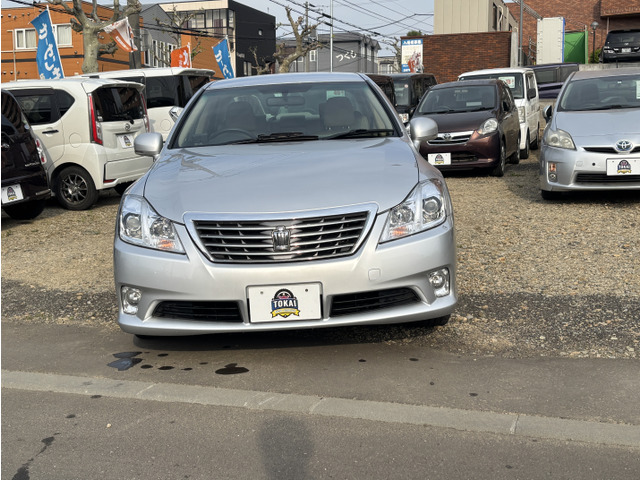 クラウン2.5 ロイヤルサルーン i-Four スペシャルパッケージ 4WD