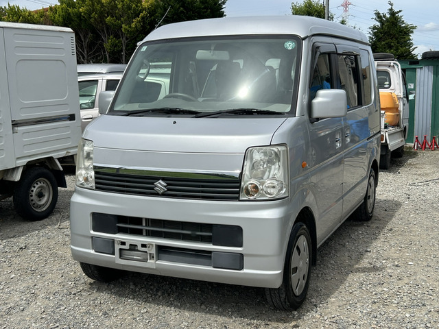 エブリイワゴンウィズ 車いす移動車 リヤシート付 電動固定式 4WD